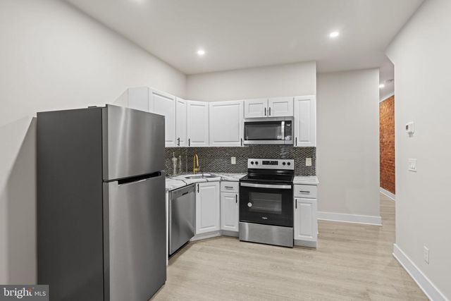 521 W WESTMORELAND ST, Philadelphia, PA 19140