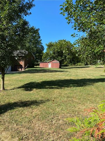 130 E End Road, Centerville, PA 15417