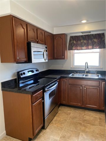 130 E End Road, Centerville, PA 15417