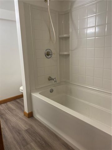 130 E End Road, Centerville, PA 15417