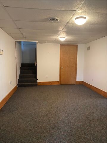 130 E End Road, Centerville, PA 15417