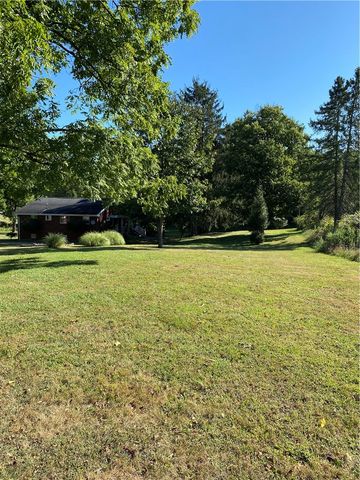 130 E End Road, Centerville, PA 15417