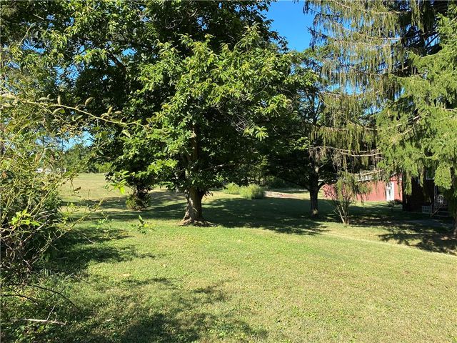 130 E End Road, Centerville, PA 15417