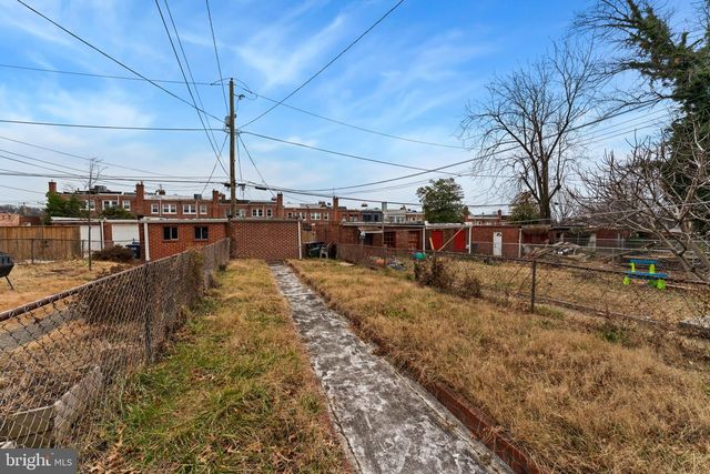 220 JEFFERSON ST NW, Washington, DC 20011