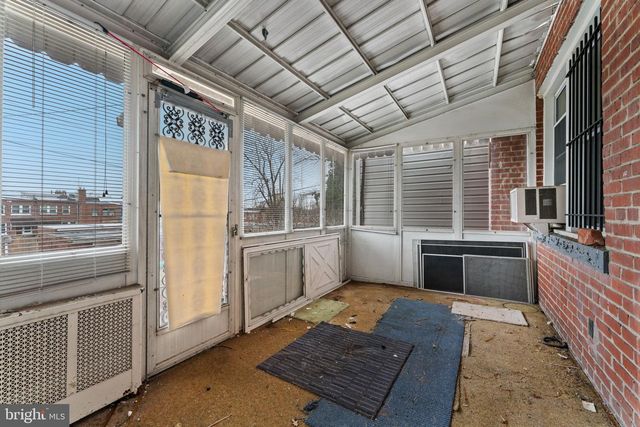 220 JEFFERSON ST NW, Washington, DC 20011