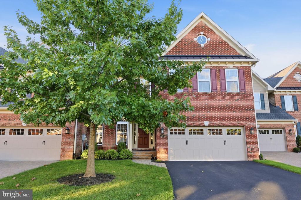 35 RITTENHOUSE CIR, NEWTOWN, PA 18940 — photo 2