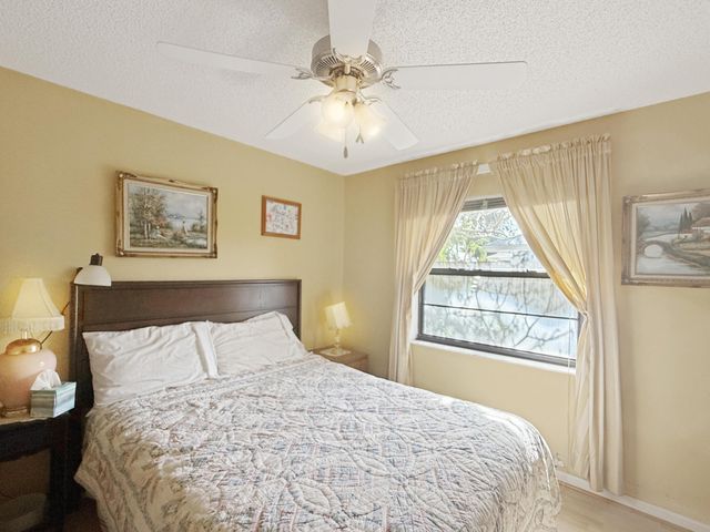 541 Azure Avenue, Wellington, FL 33414