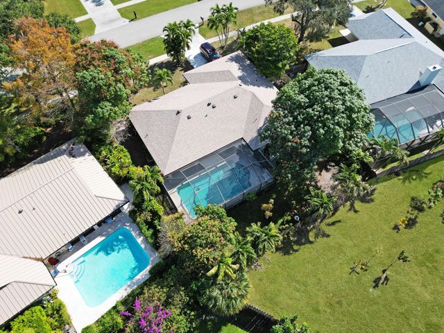 541 Azure Avenue, Wellington, FL 33414