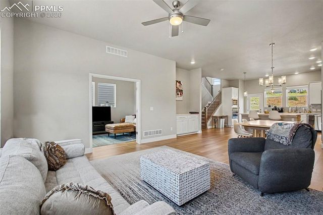 4674 Peak Crest View, Colorado Springs, CO 80918