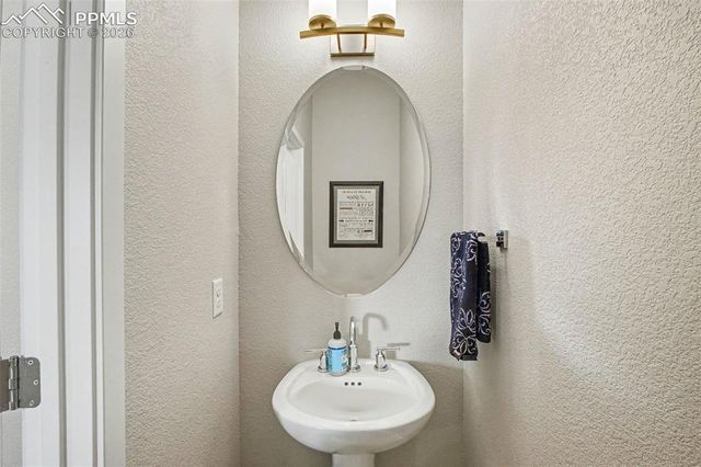 4674 Peak Crest View, Colorado Springs, CO 80918