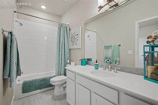 4674 Peak Crest View, Colorado Springs, CO 80918