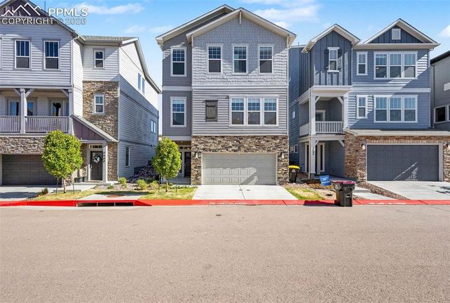 4674 Peak Crest View, Colorado Springs, CO 80918