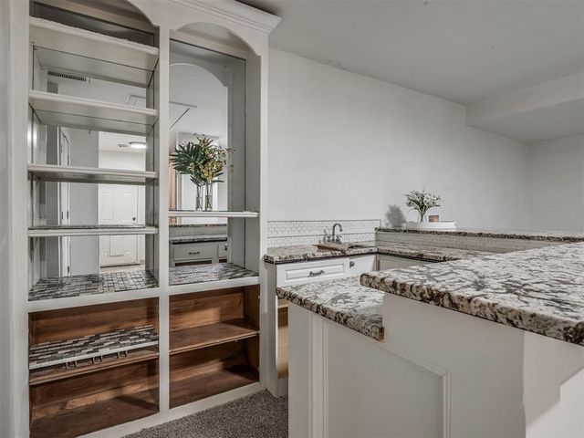 1300 Kelly Park Road, Edmond, OK 73003