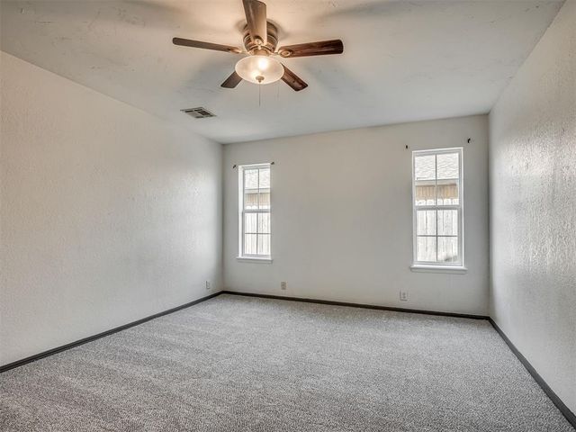 1300 Kelly Park Road, Edmond, OK 73003