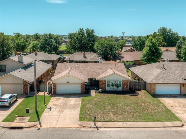 1300 Kelly Park Road, Edmond, OK 73003