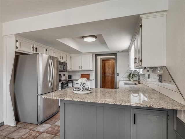 1300 Kelly Park Road, Edmond, OK 73003
