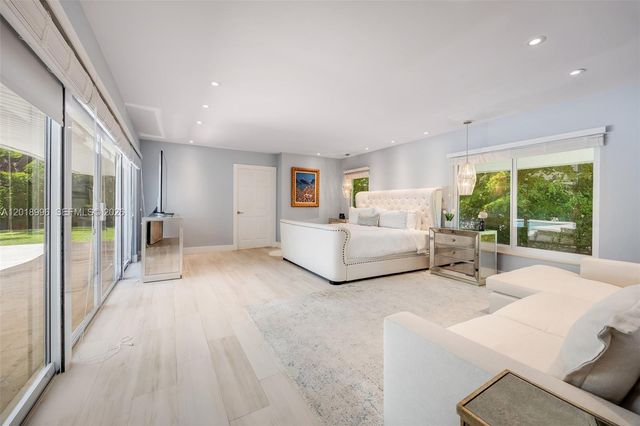 7230 Vistalmar St, Coral Gables, FL 33143