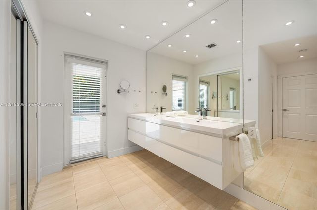 7230 Vistalmar St, Coral Gables, FL 33143