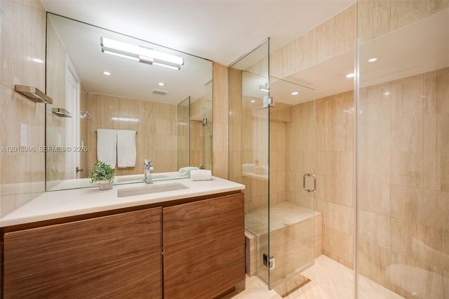 7230 Vistalmar St, Coral Gables, FL 33143