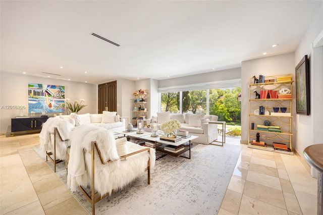 7230 Vistalmar St, Coral Gables, FL 33143