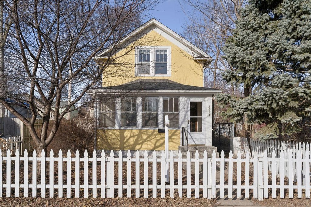 2634 18th Avenue S, Minneapolis, MN 55407