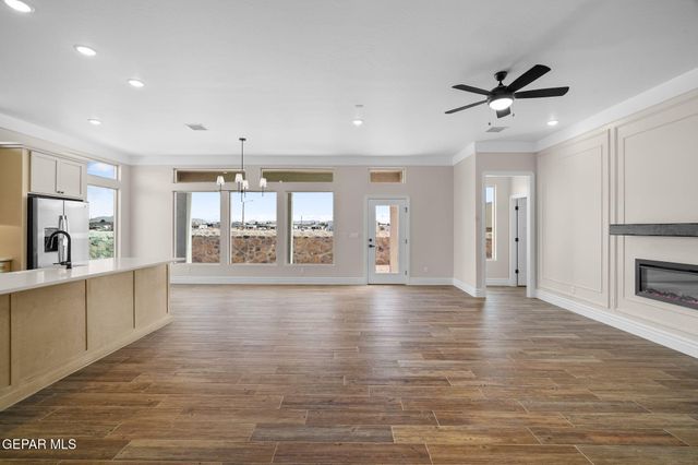 13367 Jeff Winton Drive, El Paso, TX 79928