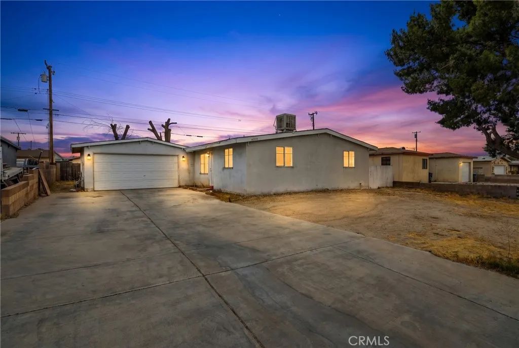 44251 Carolside Avenue, Lancaster, CA 93535