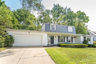 212 S Hillcrest Street, Greenville, MI 48838