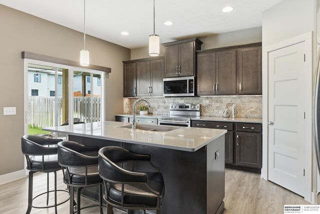 2514 N 184th Street, Elkhorn, NE 68022