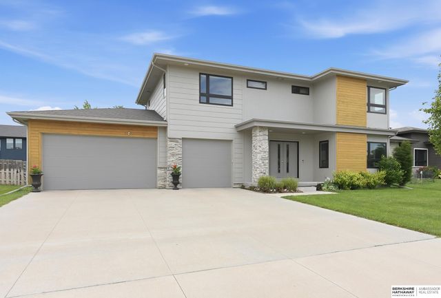 2514 N 184th Street, Elkhorn, NE 68022