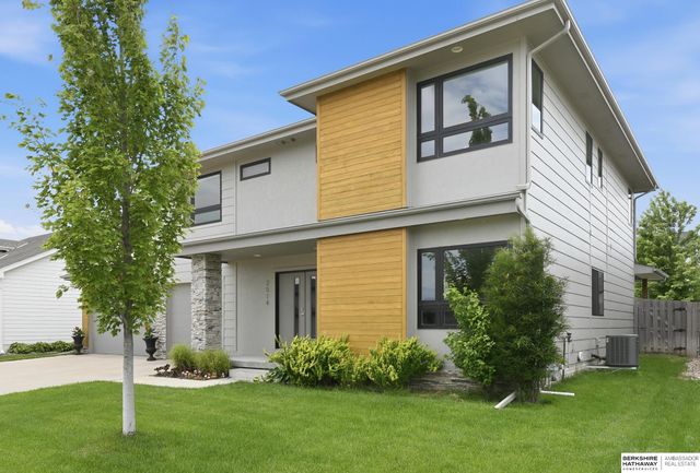 2514 N 184th Street, Elkhorn, NE 68022