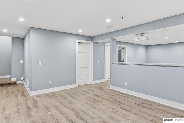 2514 N 184th Street, Elkhorn, NE 68022