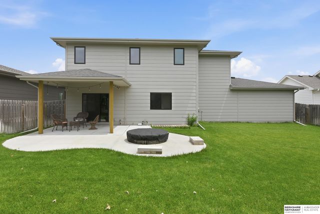 2514 N 184th Street, Elkhorn, NE 68022