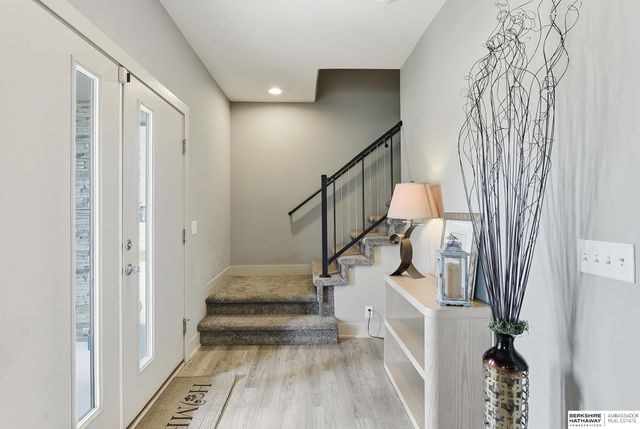 2514 N 184th Street, Elkhorn, NE 68022