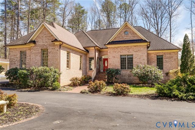 365 Hamlet Rd, Manakin Sabot, VA 23103