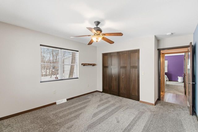 831 Island Court, Baraboo, WI 53913