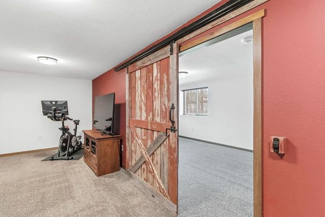 831 Island Court, Baraboo, WI 53913