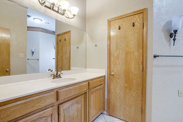 1918 Woodland Hills Lane, Weatherford, TX 76087