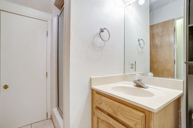 1918 Woodland Hills Lane, Weatherford, TX 76087