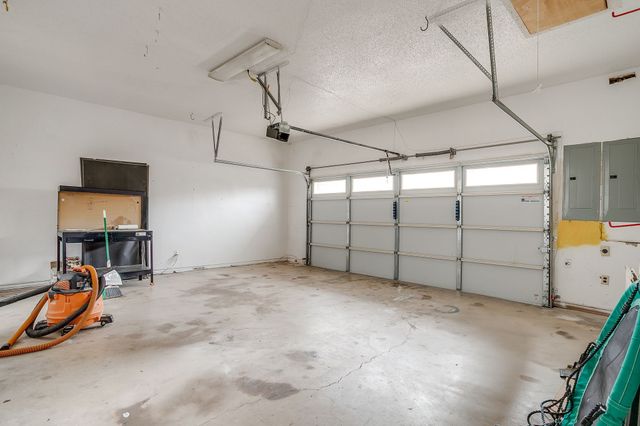 1918 Woodland Hills Lane, Weatherford, TX 76087