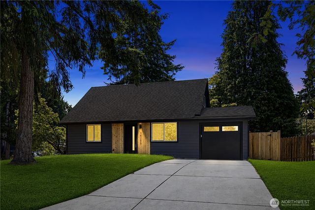 14205 77th Avenue NE, Kirkland, WA 98034