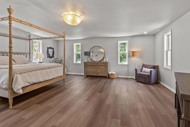 5823 Raccoon DRIVE, Burlington, WI 53105