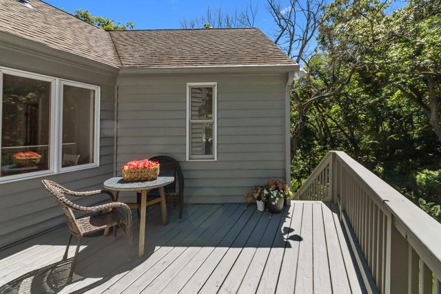 5823 Raccoon DRIVE, Burlington, WI 53105