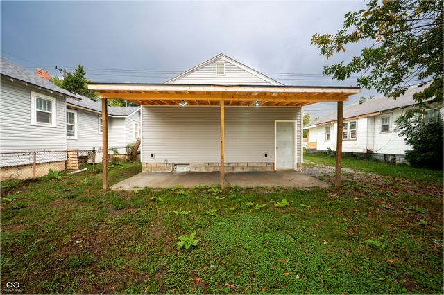 707 W 22nd Street, Anderson, IN 46016