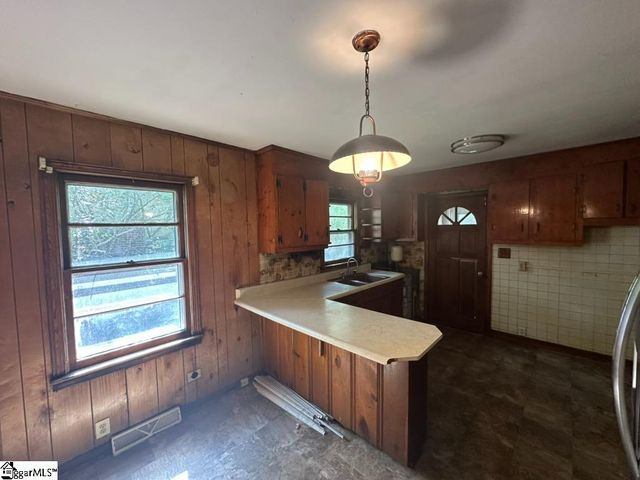 162 Oakvale Drive, Piedmont, SC 29673