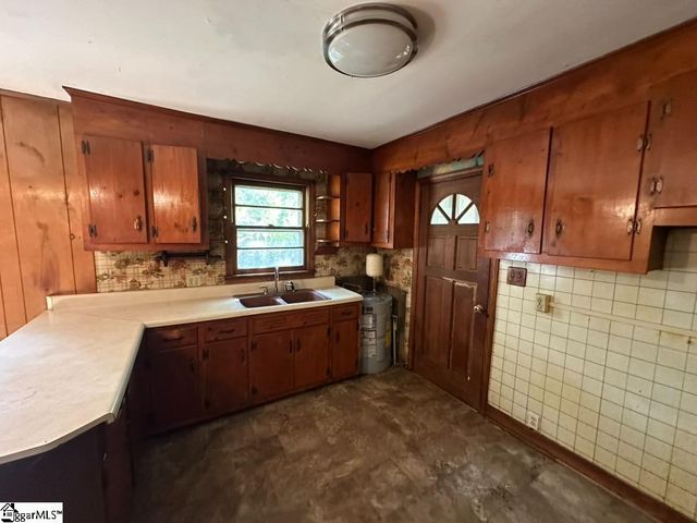 162 Oakvale Drive, Piedmont, SC 29673