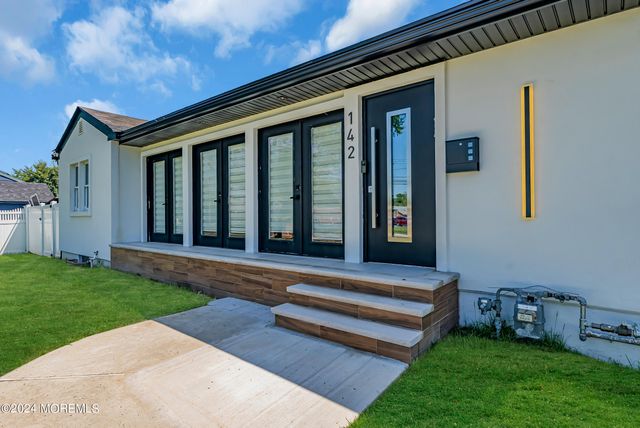 142 Locust Avenue, West Long Branch, NJ 07764