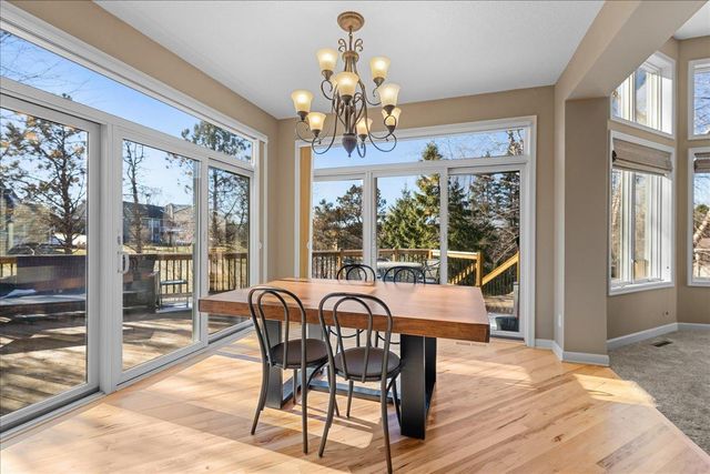 10592 Hawthorn Trail, Woodbury, MN 55129