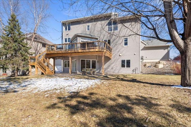 10592 Hawthorn Trail, Woodbury, MN 55129