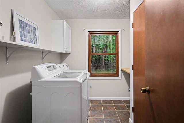 2202 11 Mile Road, Rockford, MI 49341